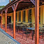 Gorgeous In Witnica Chojenska *